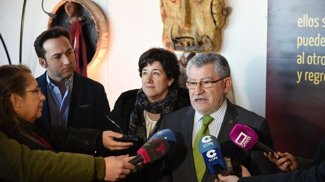 c-lm-sindicatos-oposiciones-educacion-eliminacion_989912132_120251590_667x375